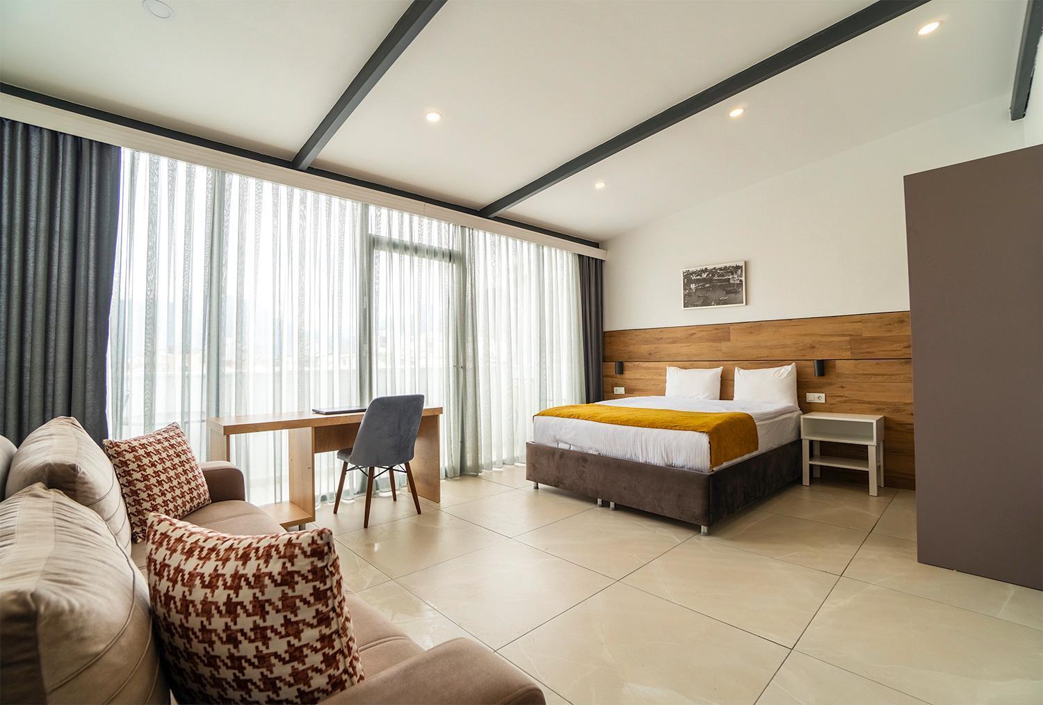 Tut Hotel Анталья Экстерьер фото